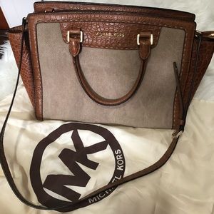 Michale Kors Bag